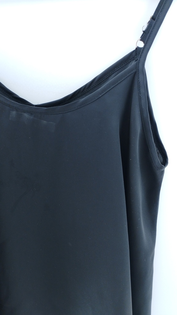MUSCULOSA NEGRA ZHOUE T:40