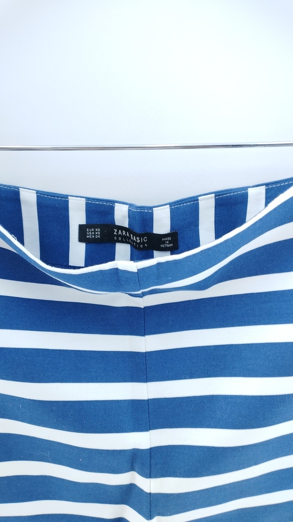 SHORTS AZUL A RAYAS ZARA T:XS