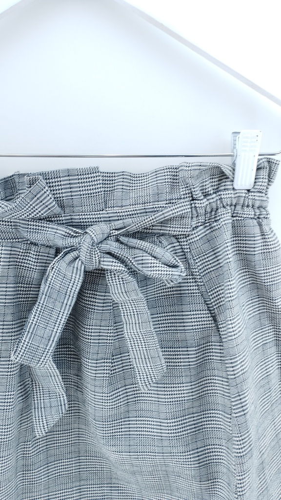 FALDA GRIS CUADRILLE T:L