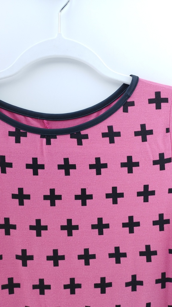 REMERA ROSA CRUCES T:2