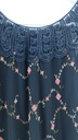 BLUSA NEGRA FLOREADA T:36
