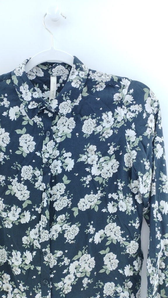 Camisa floriada