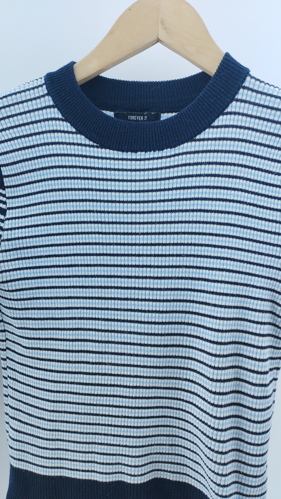 SWEATER AZUL FOREVER 21 T:S