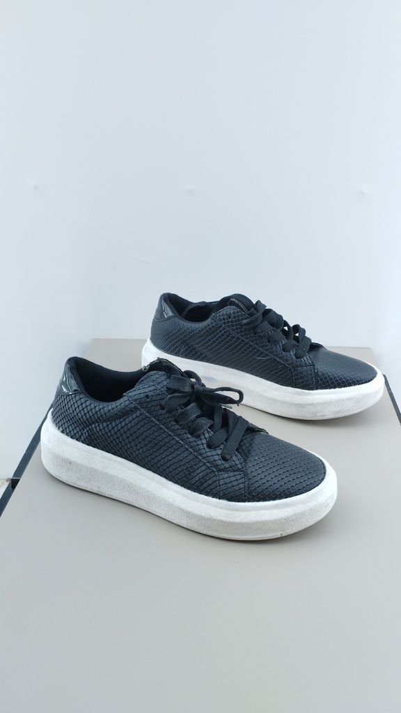 ZAPATILLAS NEGRAS T: 36