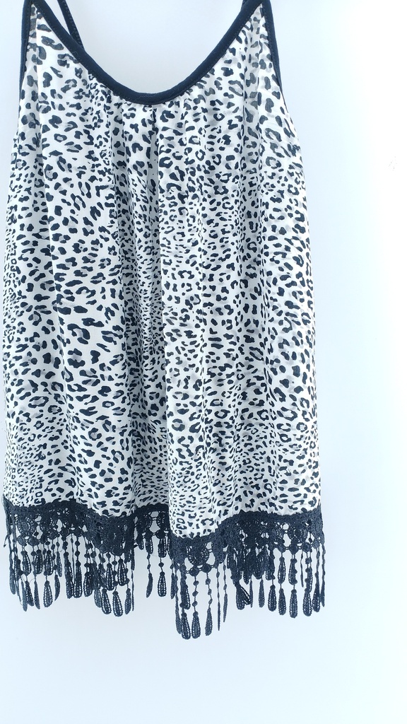MUSCULOSA NEGRA BLANCA T:3