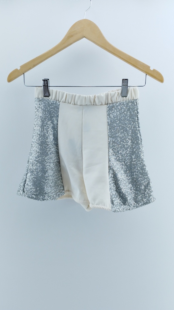 SHORT QUEEN JUANA T:14 LENTJ