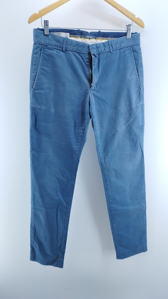 PANTALÓN CELESTE MANGO T:40