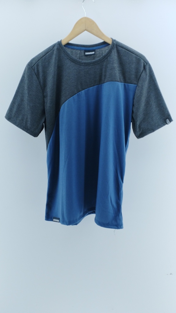 ROPA DEPORTIVA AZUL SUBURBAN T:M