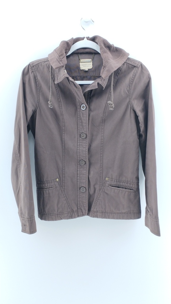 CAMPERA MARRÓN UNIVERSITY CLUB T:S
