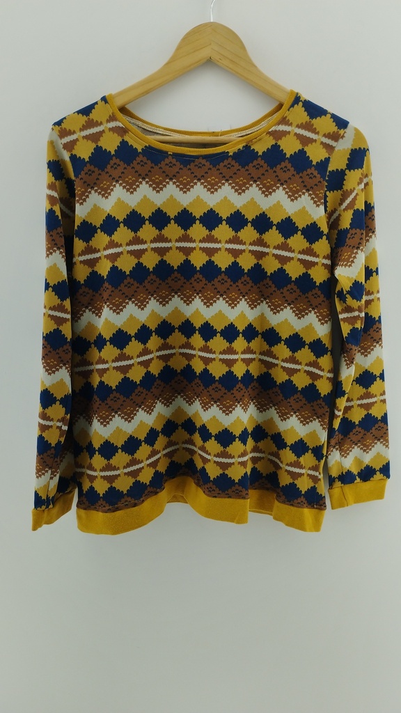 Sweater mostaza rombos estilo argyle T:M