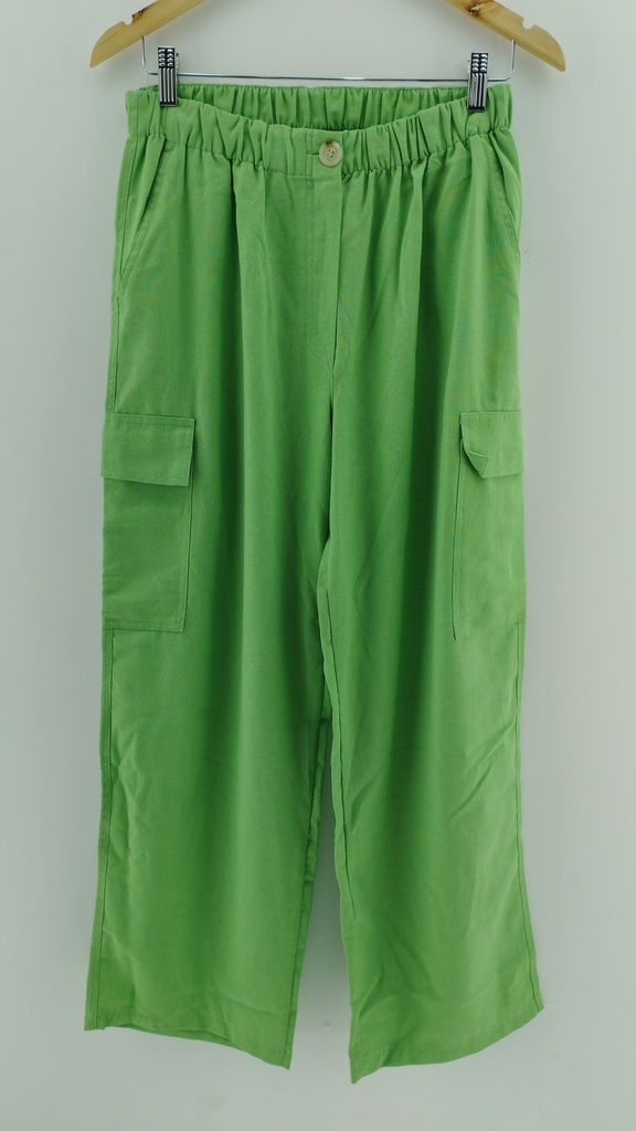 Pantalón vestir verde estilo cargo T:L