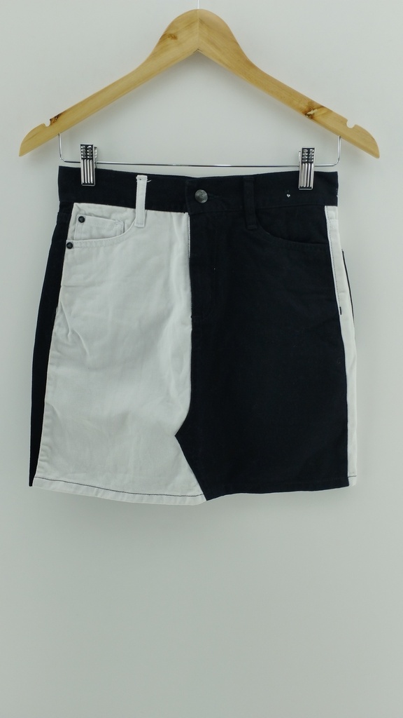 Falda bicolor negro y blanco KOXIS T:2