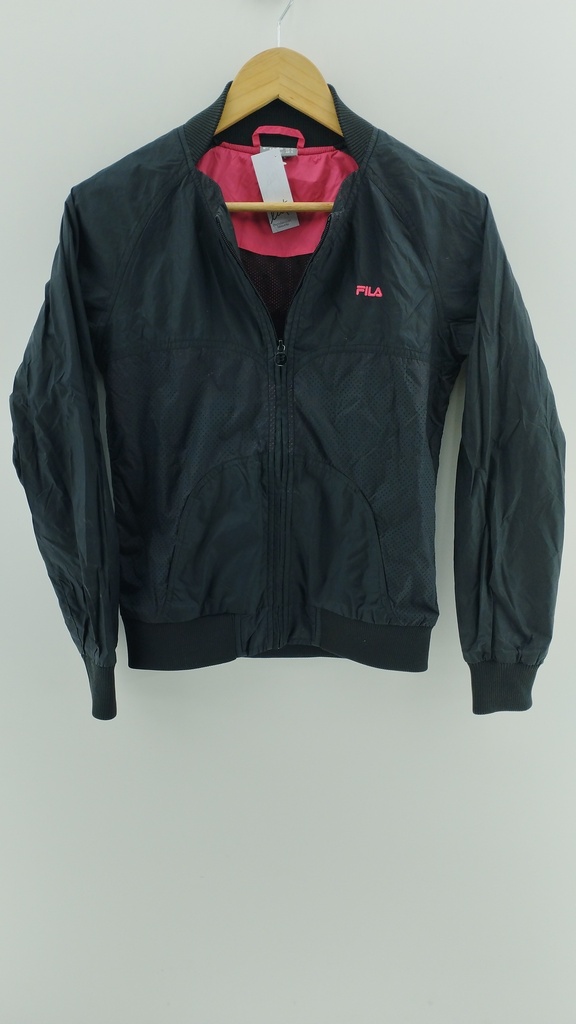 Campera deportiva negra detalles rosa FILA T:S