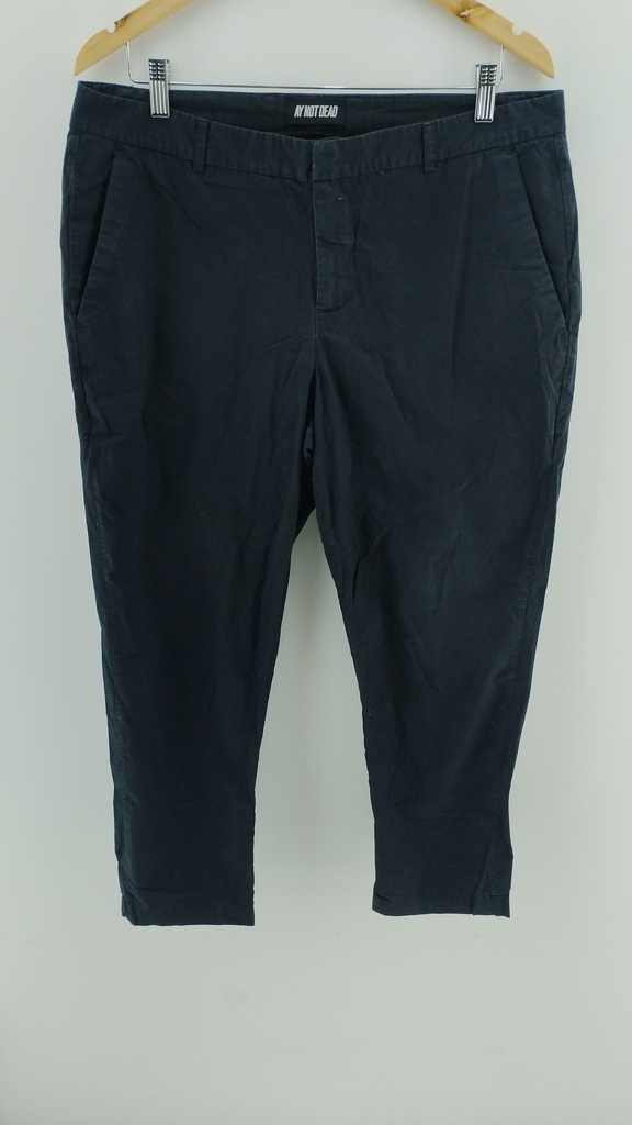 Pantalon negro AY NOT DEAD T:4