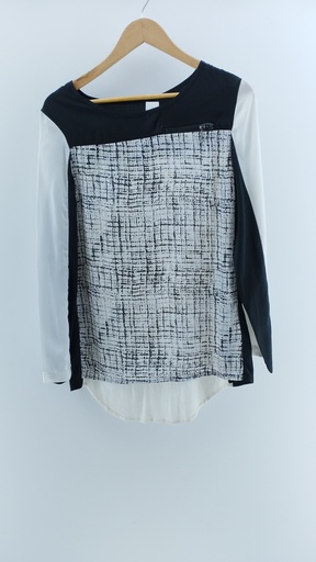 [1345-1] REMERA M LARGA B Y N