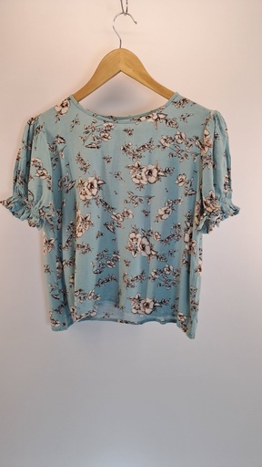 [1528-38] BLUSA CELESTE FLORES