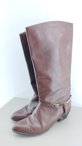 [P03574-01] BOTAS MARRÓN T:38