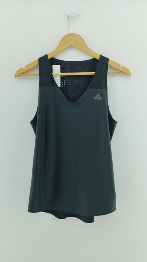 [P04705-4] Musculosa depotiva negra ADIDAS T:M