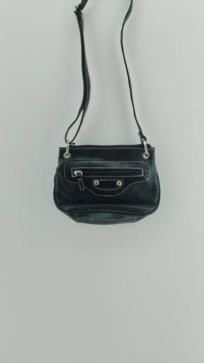 [P04712-1] Cartera negra detalles plateados
