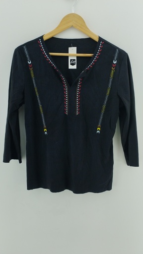 [P04715-4] Remera negra estilo bohemio T:M